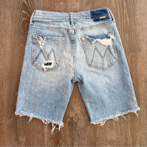 Mother The Trickster Fray Hem Biker Denim Shorts in Slay It With Flowers 26 - Picture 4 of 11